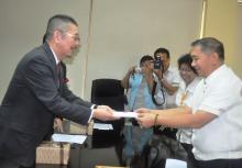 Yolanda Victims Get Financial Donation